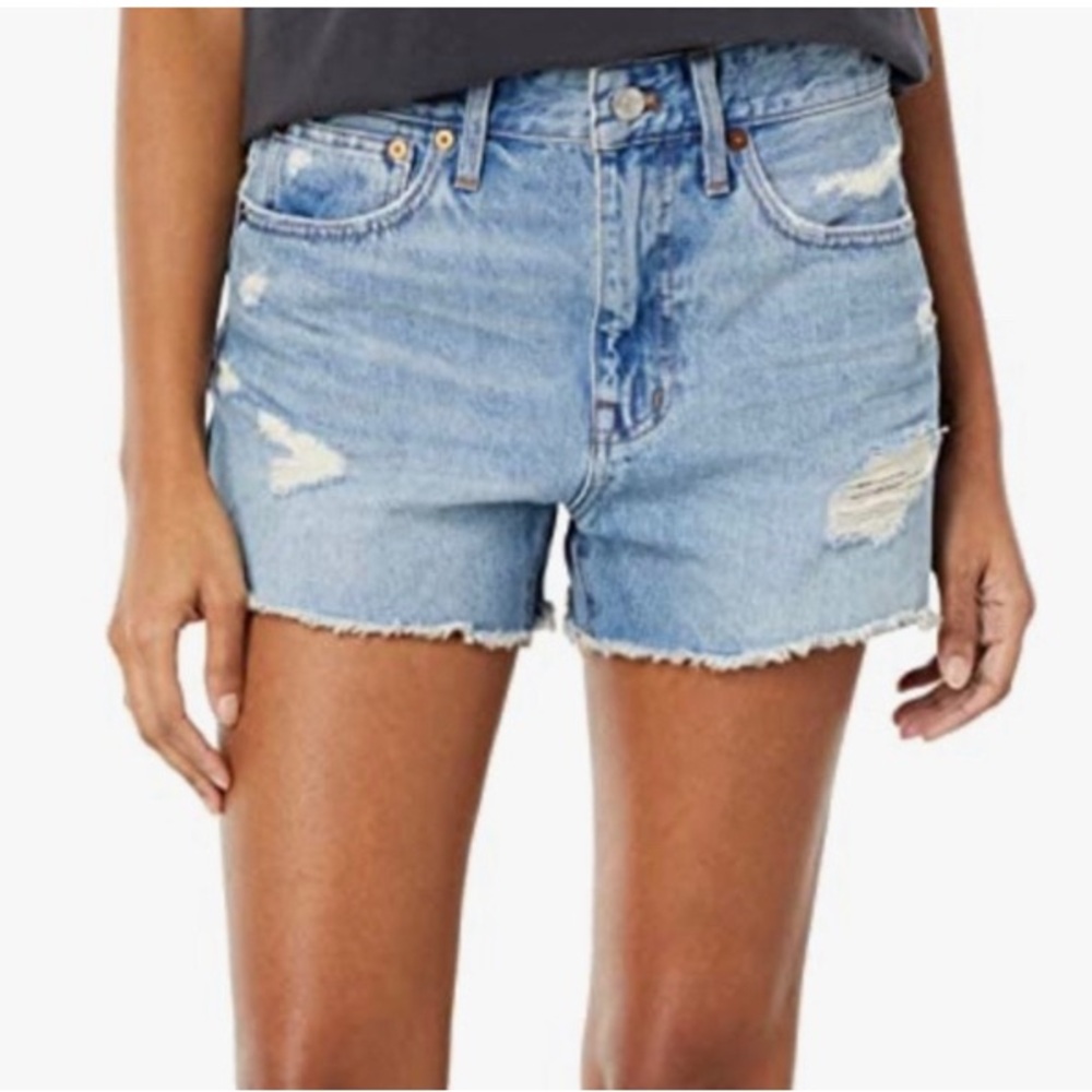 Madewell Mid rise Relaxed Fit Destructed Edition Denim Jean Shorts size 26